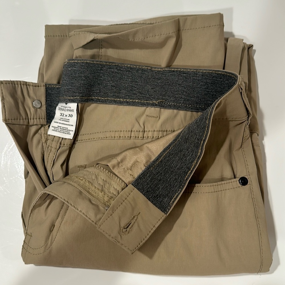 Denali Khaki Pants 32x30 Men’s Great Used Condition